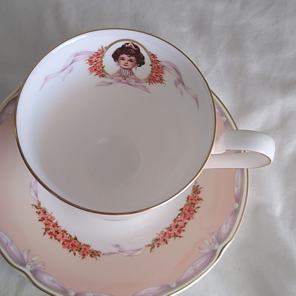Avon 2000 Honor Society Tea Cup Mrs. Albee Nikko Japan - Picture 4 of 6